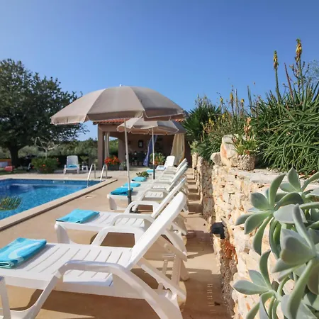 Wonderful Palera Ii With Pool, Immersed In The Nature Near The
